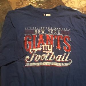 Brand new NY Giants distressed Tee